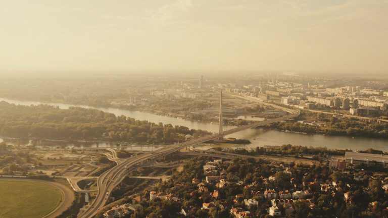 Sequence 01.00_01_57_10.Still076