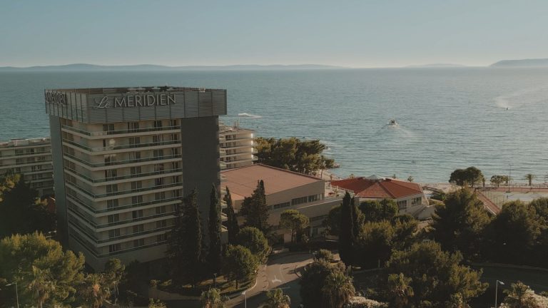 Sequence 01.00_02_05_03.Still052