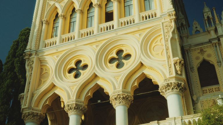 spotic 4 min final.00_01_55_21.Still027