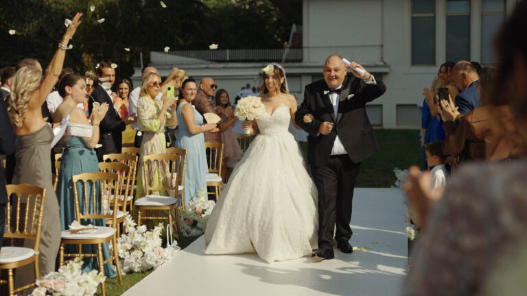 insta cap.00_02_35_08.Still018