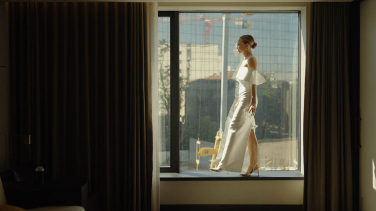 spot v2.00_00_40_15.Still006