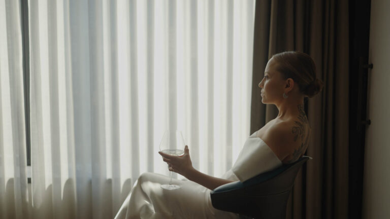 spot v2.00_02_40_03.Still013