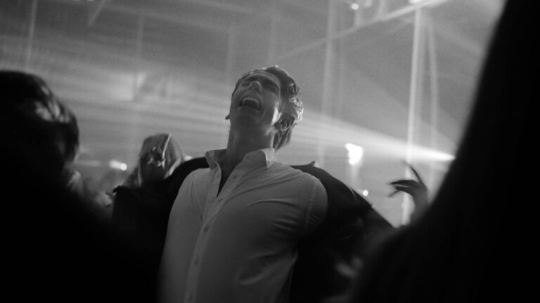 v.03.00_00_45_01.Still020