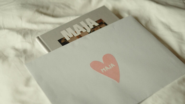 v.03.00_01_46_03.Still031