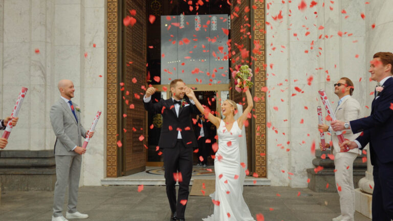 v.03.00_02_55_21.Still038