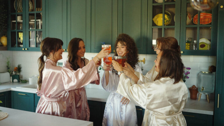 spot.00_01_23_15.Still009