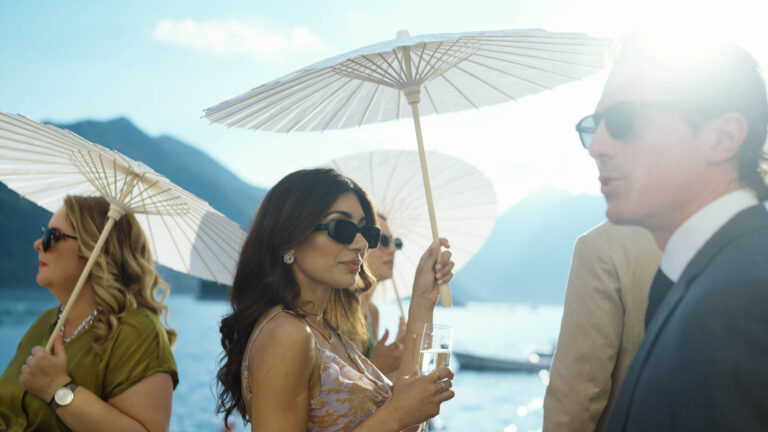 v.01 film.00_02_48_08.Still031