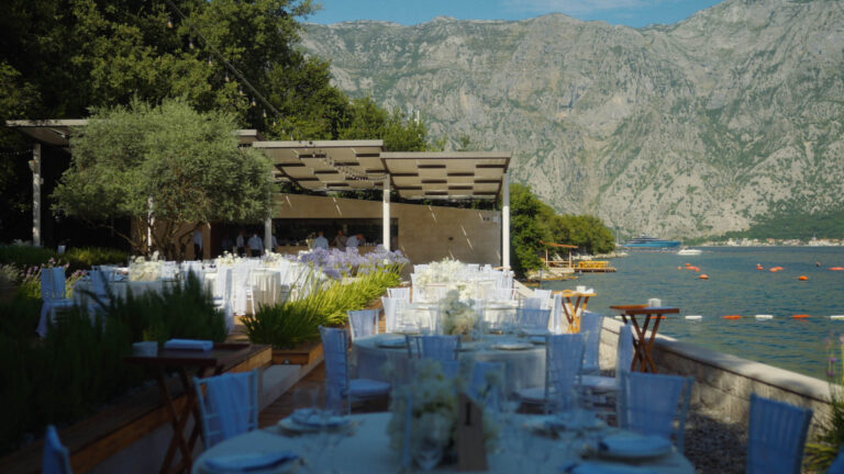 spot v.02.00_00_22_44454.Still005