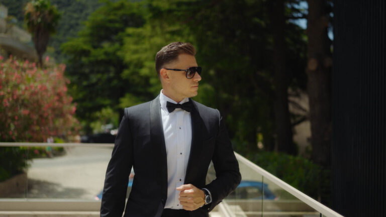 spot v.02.00_00_38_11792.Still008