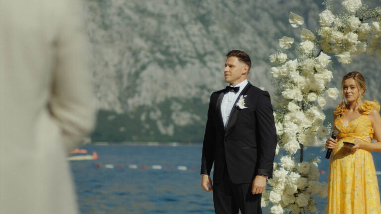 spot v.02.00_01_15_21.Still022