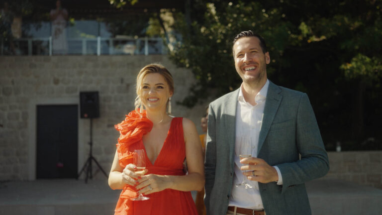 spot v.02.00_01_30_10.Still027