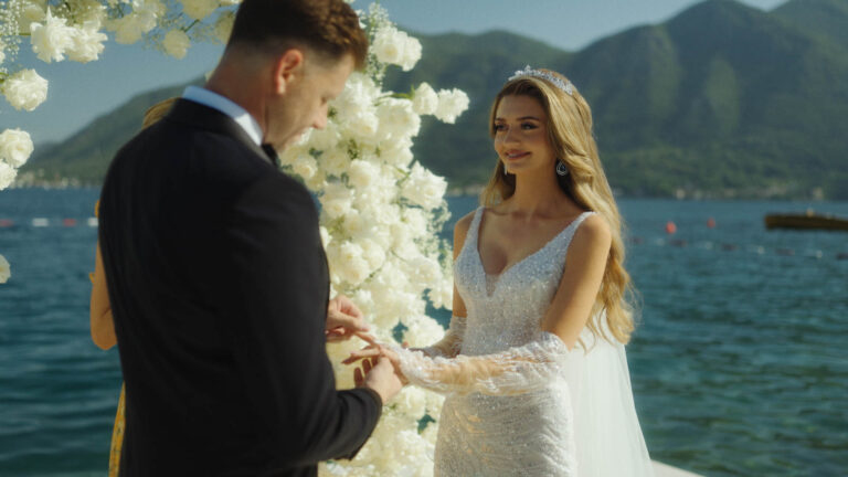 spot v.02.00_01_46_01.Still030