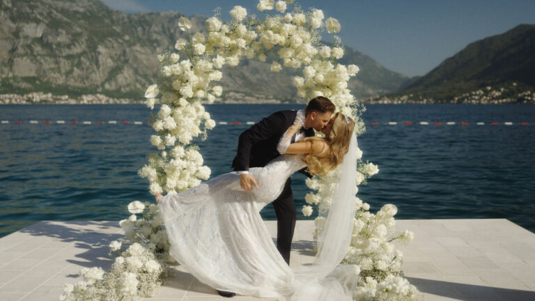 spot v.02.00_01_48_01.Still031