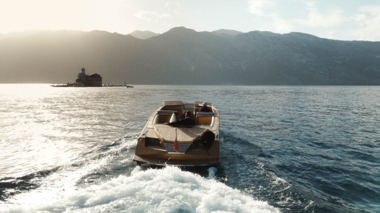 spot v.02.00_01_57_16.Still034