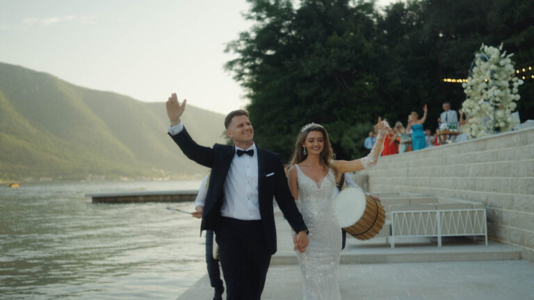 spot v.02.00_02_21_17.Still044