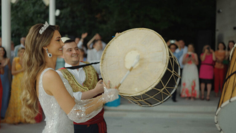 spot v.02.00_02_33_06.Still047