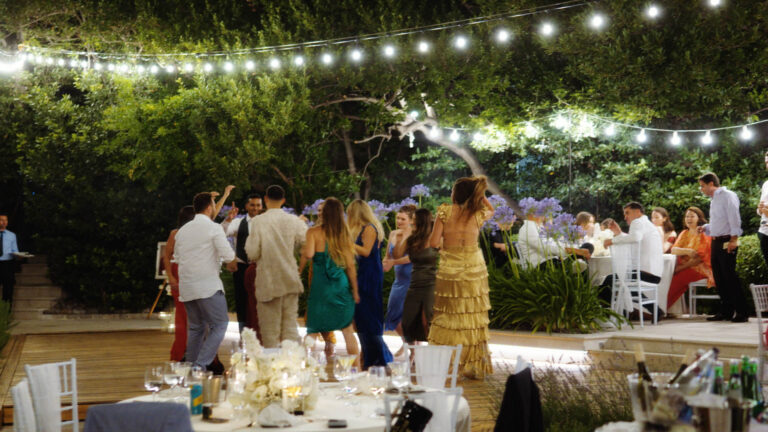 spot v.02.00_02_40_02.Still051