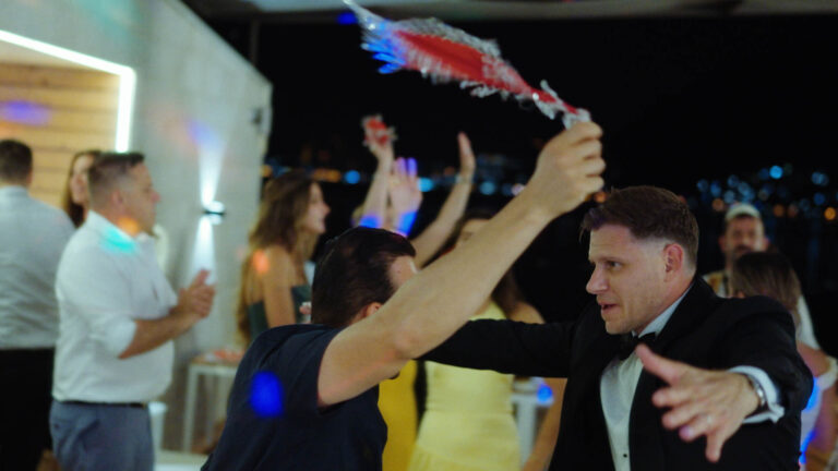 spot v.02.00_02_44_10.Still053