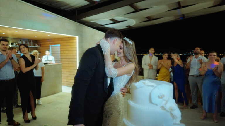 spot v.02.00_02_53_06.Still057